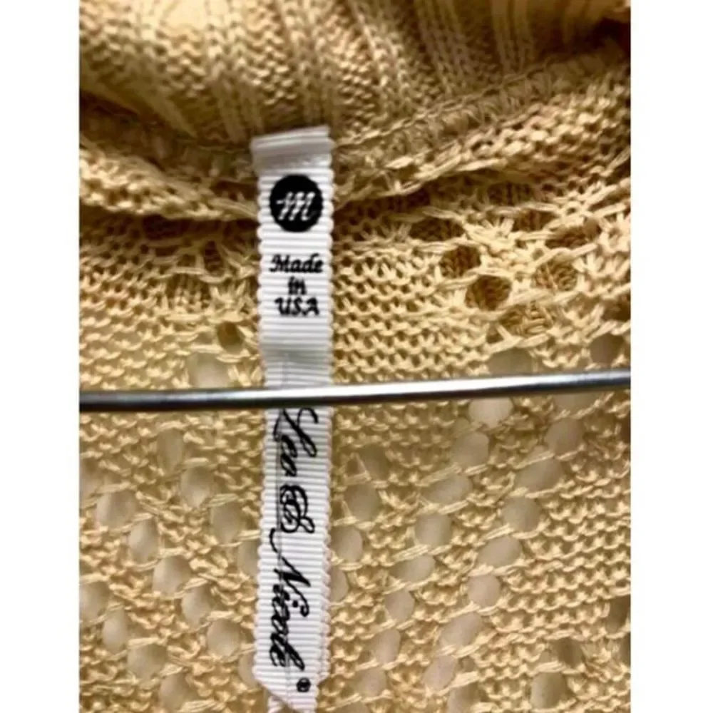 LEO & NICOLE Knit Vest Sleeveless Cardigan Medium NWT
